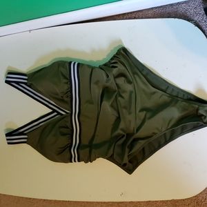 New Funlingo women's XL green one piece swimsuit